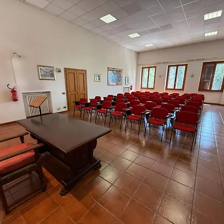 Отель Due Leoni - Casa Per Turismo Cattolico *