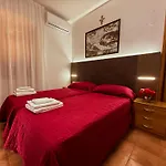 Hotel Due Leoni - Casa Per Ferie
